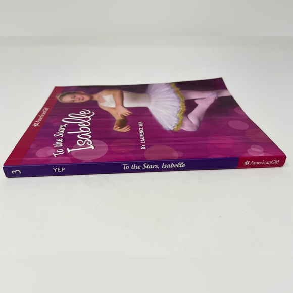 3/$15 AMERICAN GIRL: To the Stars, Isabelle! Book 3 - Picture 3 of 4